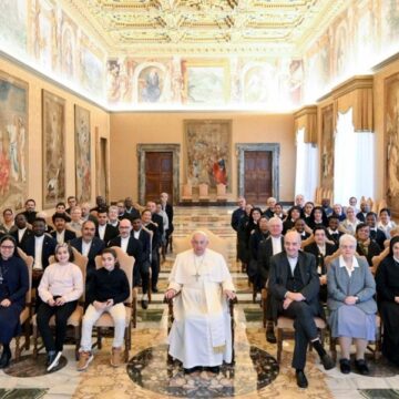 El papa Francisco, con la Familia Calasancia