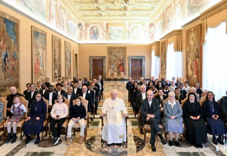 El papa Francisco, con la Familia Calasancia