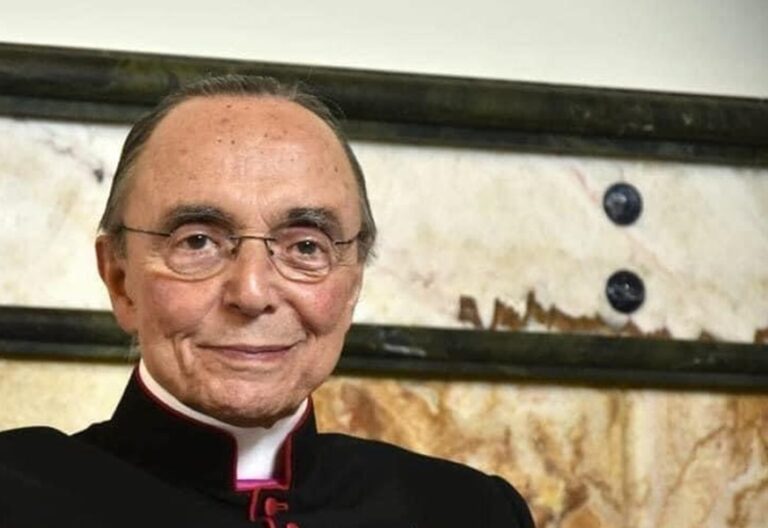 El sacerdote João Scognamiglio Clá Días, fundador de los Heraldos del Evangelio