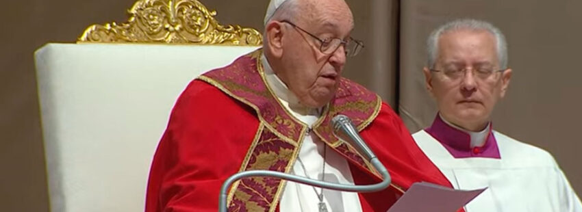 El papa Francisco preside la misa por los cardenales y obispos muertos este año