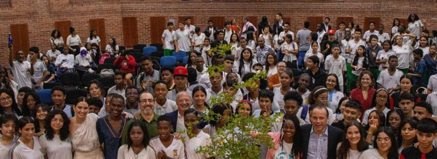 Scholas Ocurrentes Colombia “laudatosifica” a más de 300 estudiantes en el marco de la COP 16