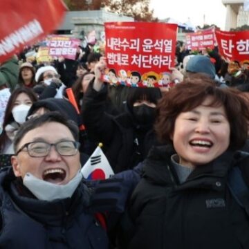 Cese del presidente en Corea