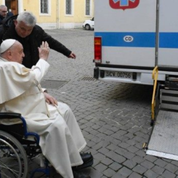 El regalo de Navidad del Papa a Ucrania: un hospital móvil