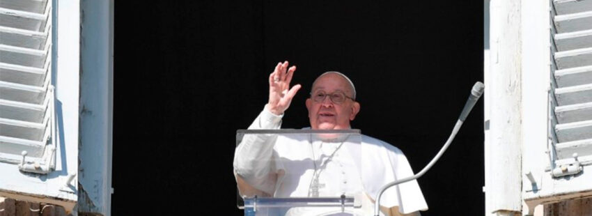 Francisco dedica el primer ángelus del año al corazón de las madres que sufren