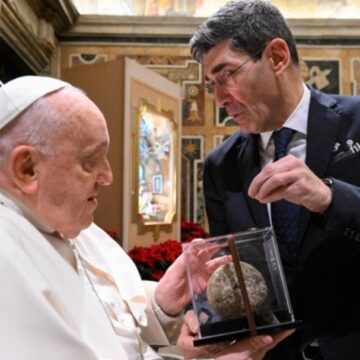 El Papa con la federación italiana de petanca