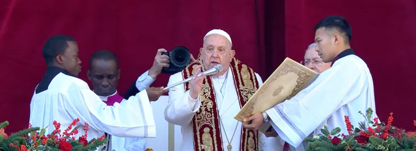 Bendición Urbi et orbi de Navidad: Francisco lleva la esperanza desde Ucrania y Gaza hasta