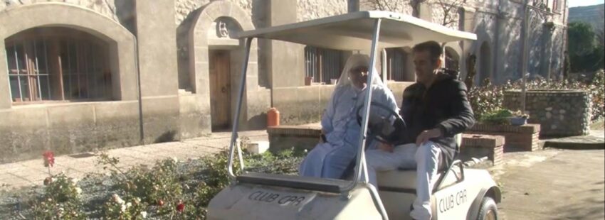 Las exmonjas de Belorado, desde su carrito de golf: “Estamos sufriendo muchísimo”