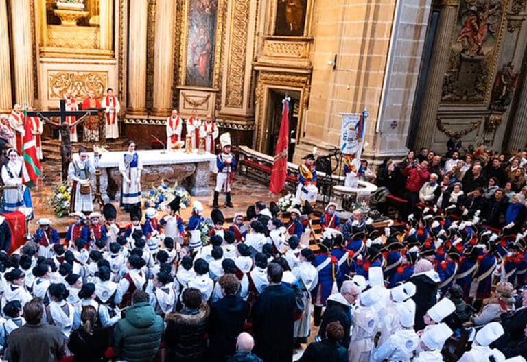 El obispo de San Sebastián reclama superar “enfrentamientos y divisiones” y “buscar el bien