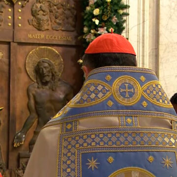 Santa María la Mayor ya tiene su Puerta Santa abierta a quienes se ponen “en camino hacia el